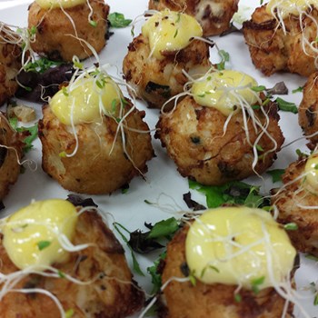 Rusty Rail Crab Cakes